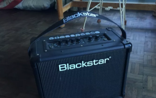 BLACKSTAR 20W AMP