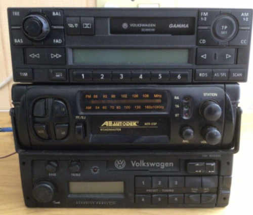 Car Radios.VW Gamma. Auto deck Roadmaster.Check Photos.R200 EACH.2nd Hand. Vehicle. Motor acc.