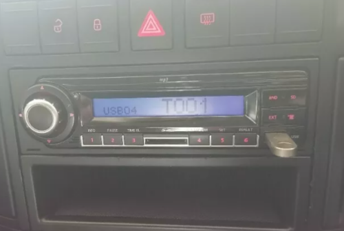 OEM Polo Vivo Radio/Deck for sale