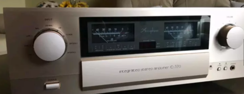 Accuphase e370 integrated amplifier as new