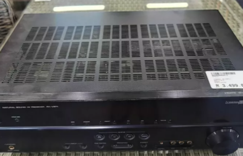 Yamaha RX-V371 Amplifier